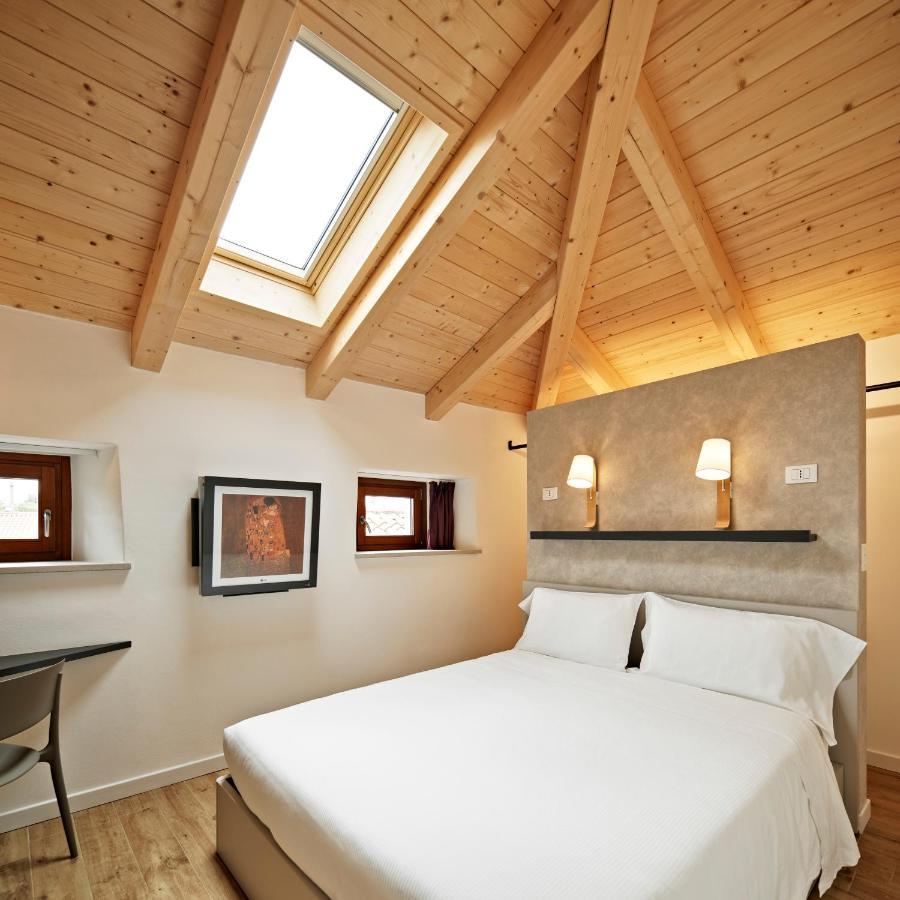 Crocevia - Locanda Carsica Contemporanea Триест Экстерьер фото